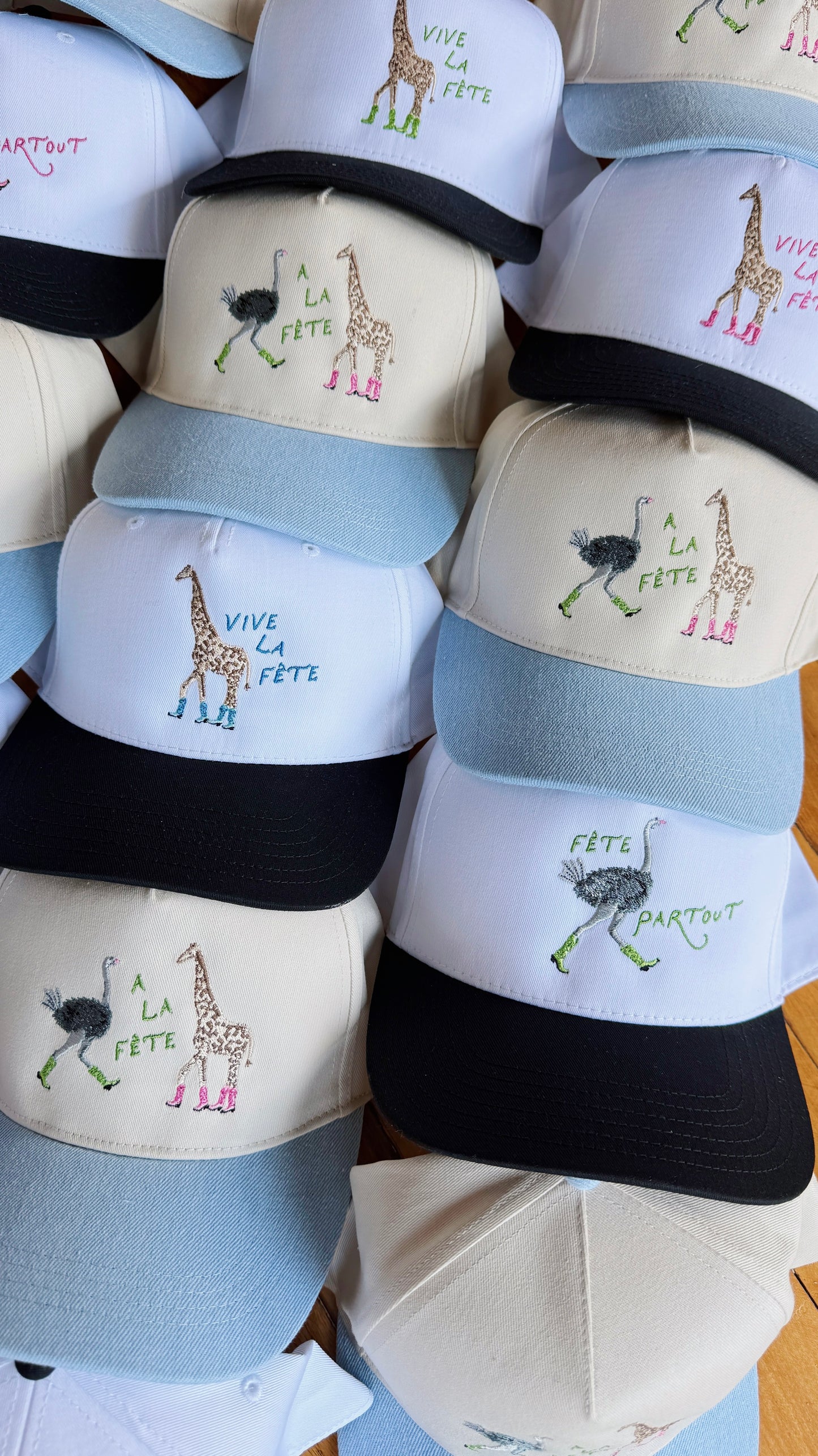 Vive La Fête Giraffe Hat!