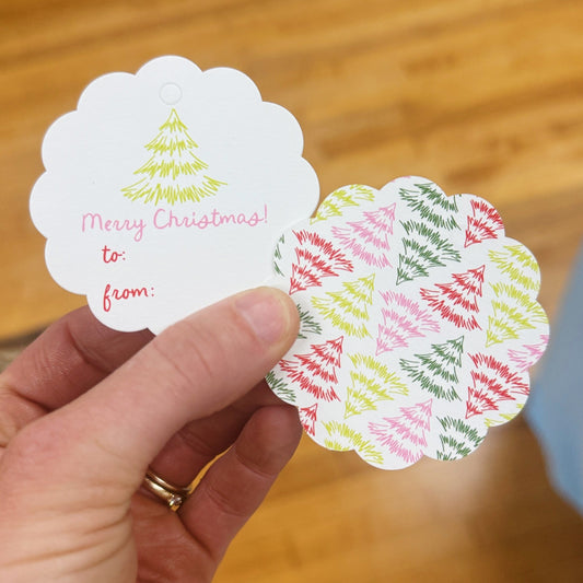 Christmas Tree Scallop Circle Gift Tags