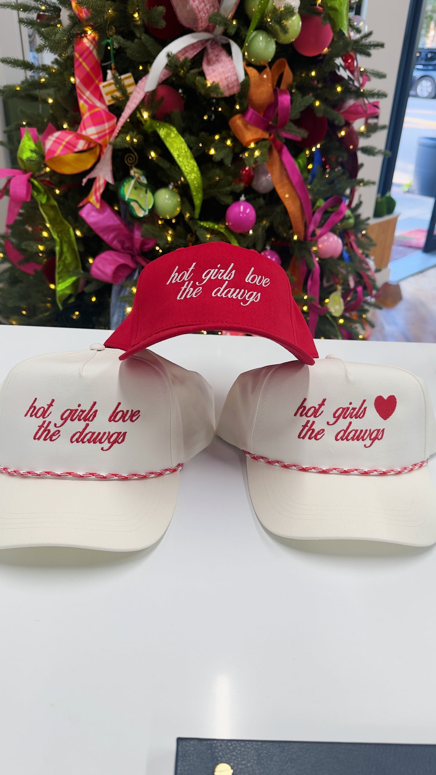 Hot Girls Love The Dawgs Hat
