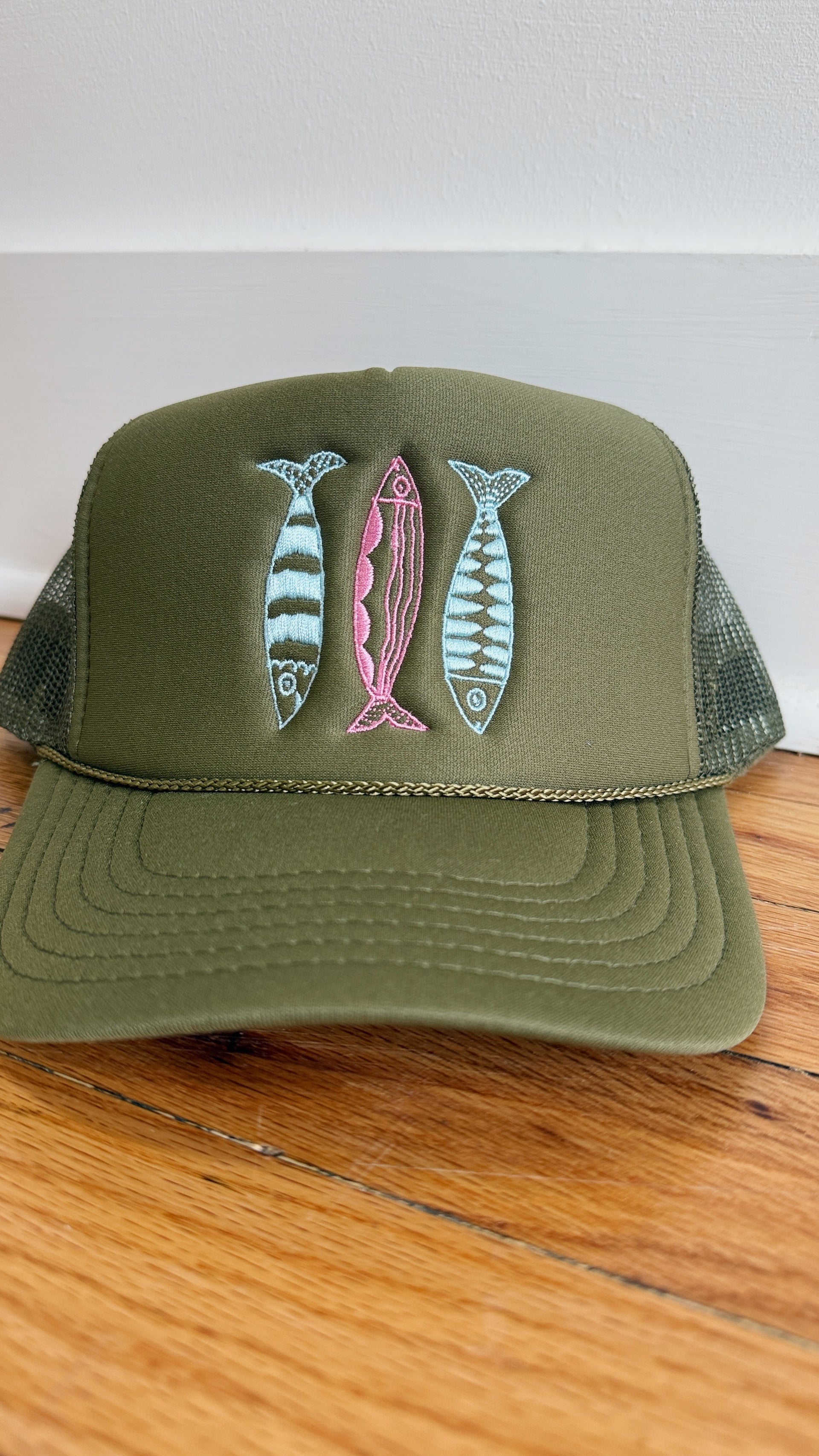 Sardine Hat olive hat light blue pink thread