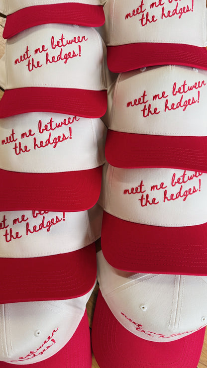 Meet Me Between the Hedges! Canvas Hat